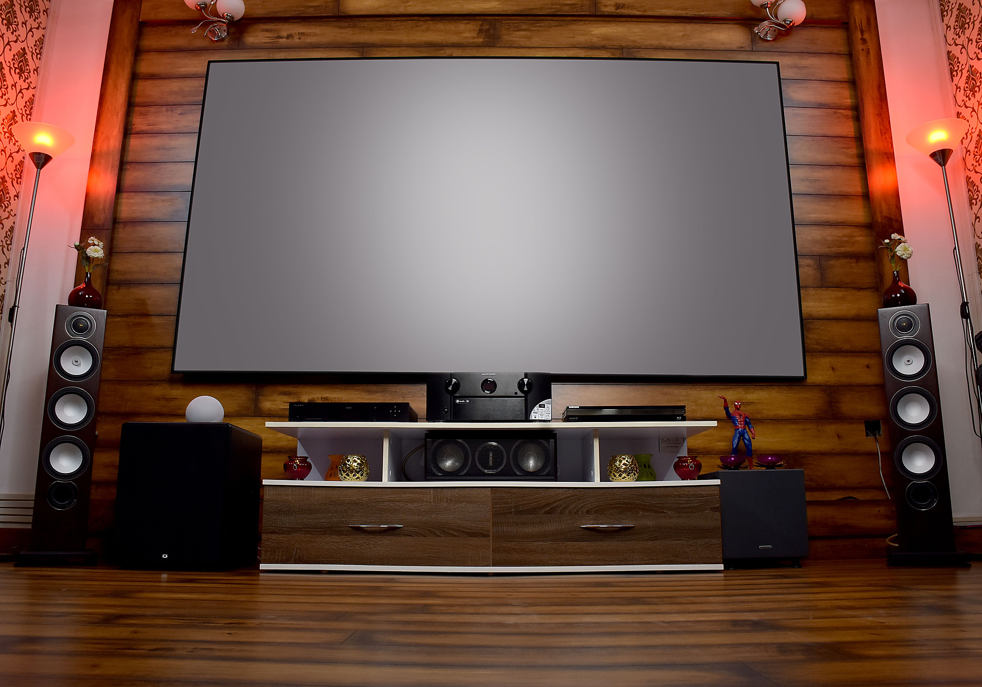 Private cinema concept